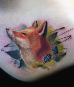 Tattoo Anansi Studio München Munich Haidhausen Peter fox blackberries leaves watercolour best colour realistic animal portrait